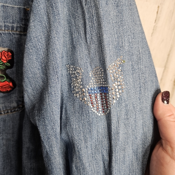 Levi's Signature Denim Chambray Long Sleeve Upcycled Shirt Button Front Unisex - Picture 5 of 13